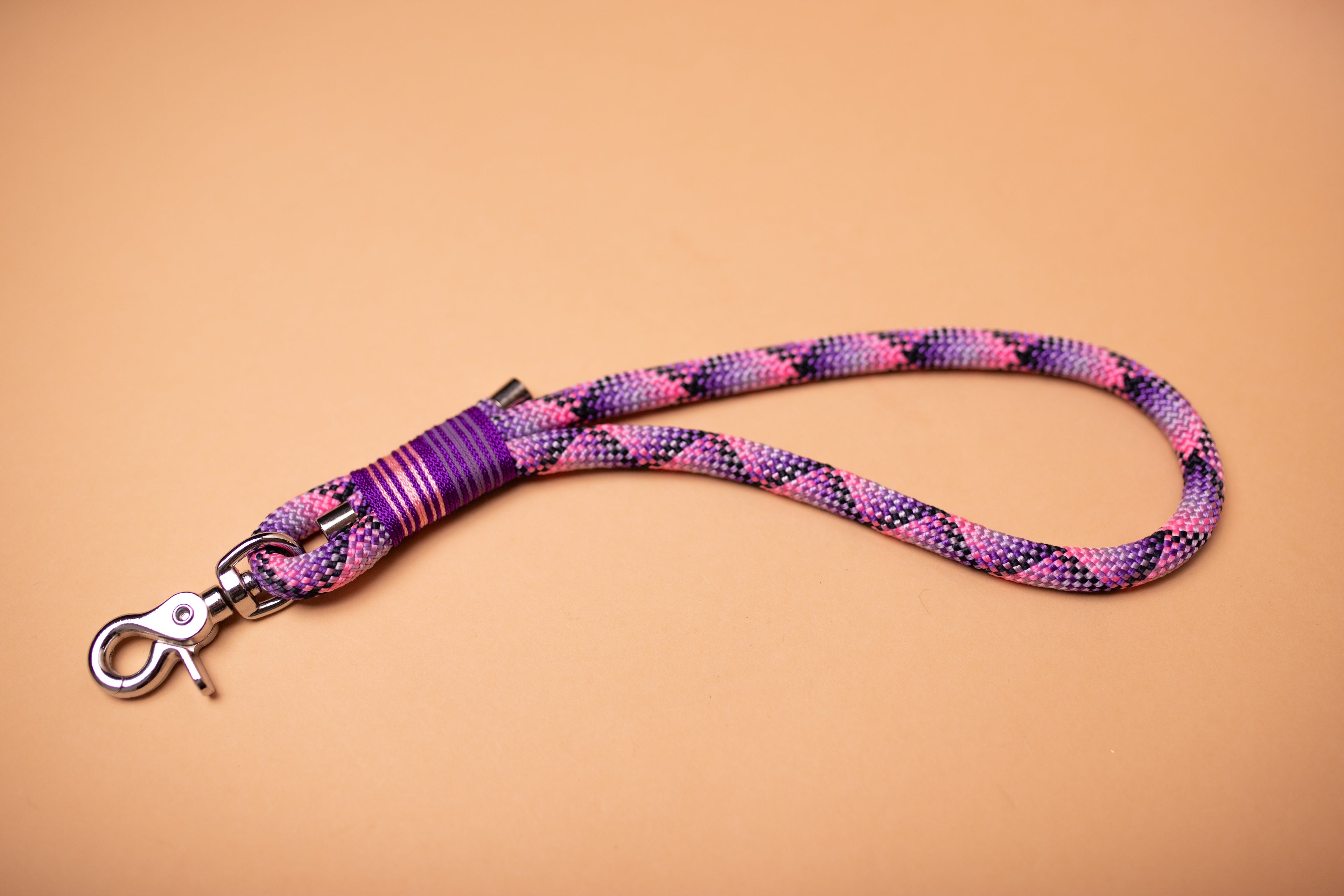 Traffic handle paars